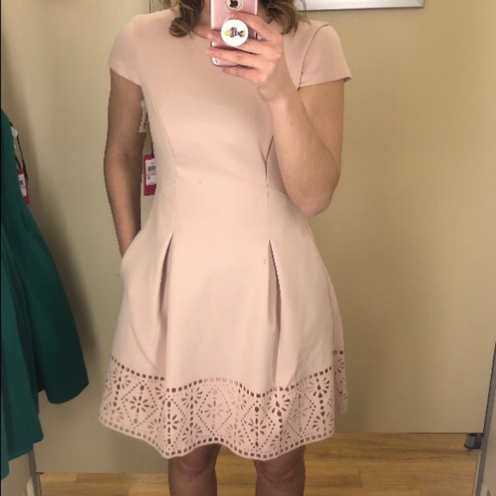 Vince Camuto dress size 6